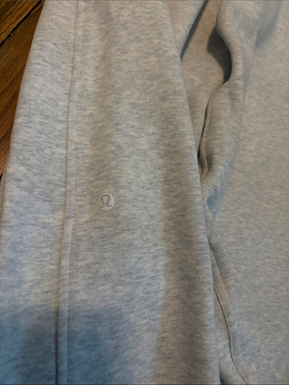 Lululemon Scuba Mid-Rise Wide-Leg
Pant *Regular - Picture 5 of 6